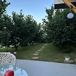 Vikendica Harbas * Cazin